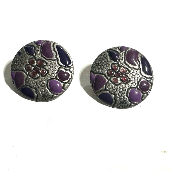 Vintage Round Textured Silver Gray & Purple Repousse Button Earrings - Picture 1 of 4